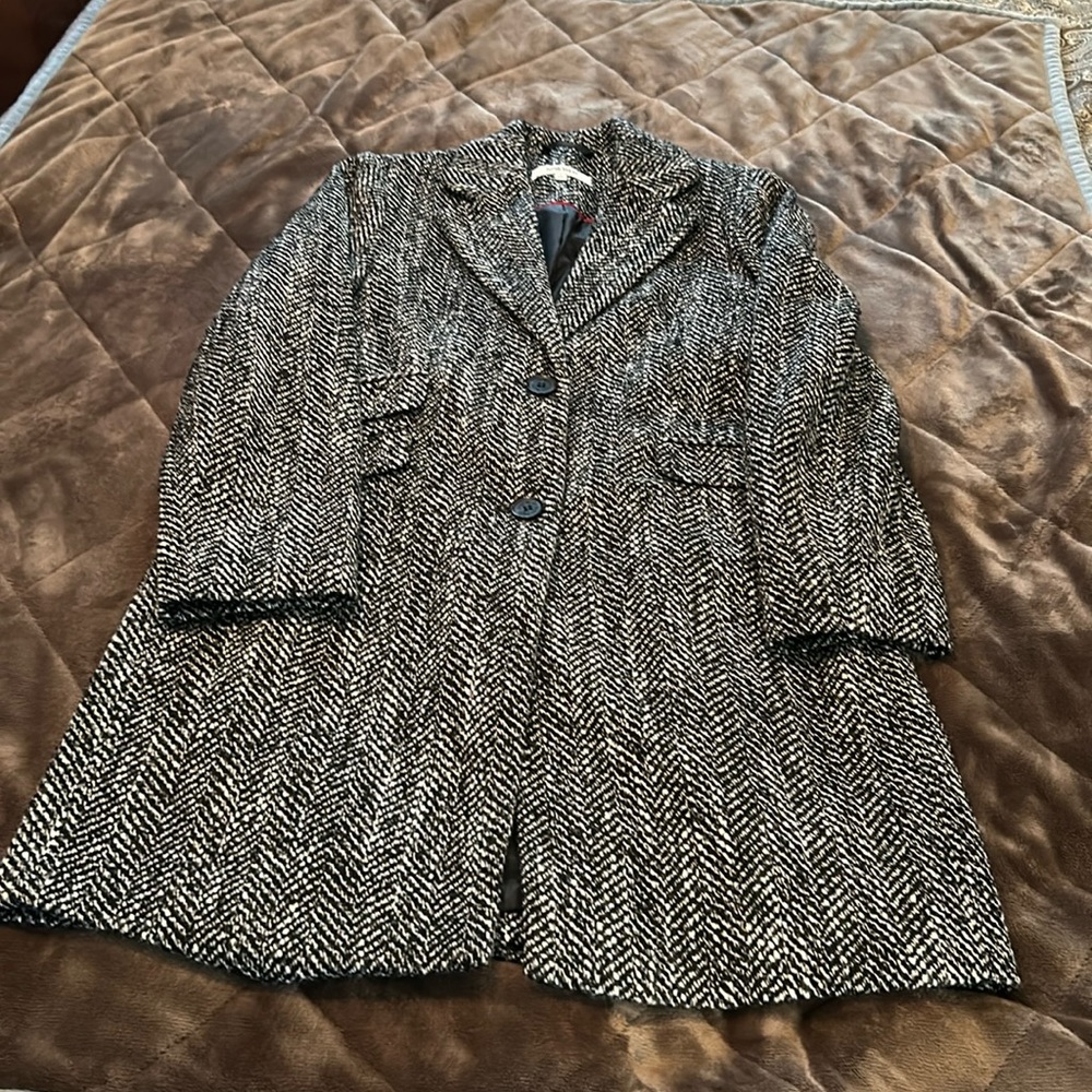 Nine West light weight coat. NWOT - never worn.
